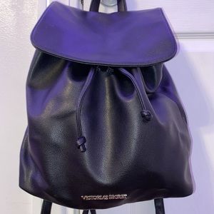 *VICTORIA’S SECRET* Faux leather black backpack!
